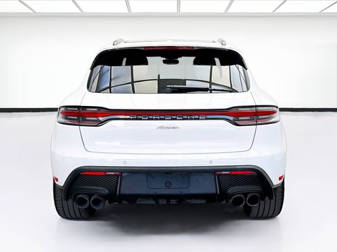 Used 2022 Porsche Macan w/ Premium Package Plus AWD/4WD image 5