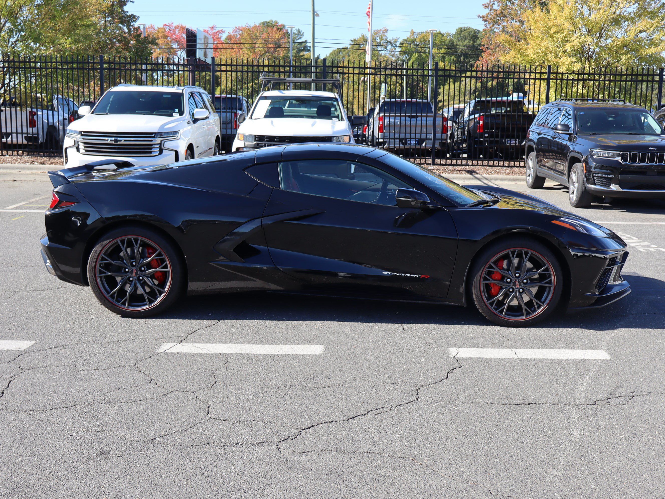 Used 2023 Chevrolet Corvette Stingray Premium Cpe w/ Z51 Performance Package RWD image 11