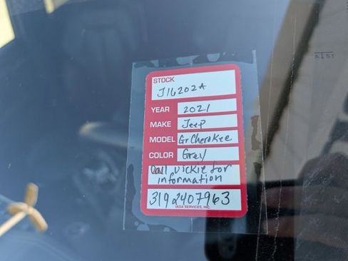 Used 2021 Jeep Grand Cherokee L Overland w/ Luxury Tech Group IV AWD/4WD image 40