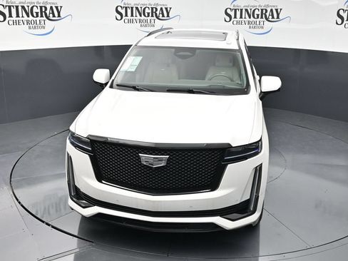 Used 2023 Cadillac Escalade Sport Platinum w/ LPO, ONYX Package AWD/4WD image 22