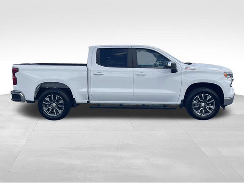 Used 2022 Chevrolet Silverado 1500 LT w/ All Star Edition Plus AWD/4WD image 2