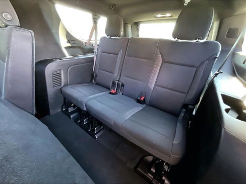 Used 2021 Chevrolet Suburban LS w/ Driver Alert Package AWD/4WD image 16