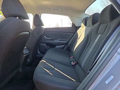 Certified 2023 Hyundai Elantra SEL w/ Convenience Package image 26