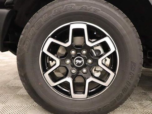 Certified 2025 Ford Bronco Outer Banks AWD/4WD image 14