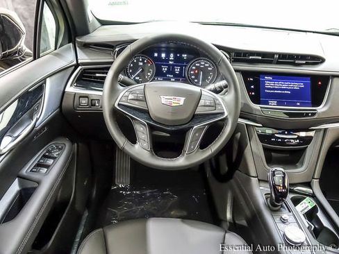 New 2026 Cadillac XT5 Premium Luxury w/ LPO, Floor Liner Package AWD/4WD image 12