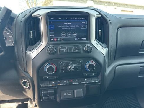 Used 2020 Chevrolet Silverado 1500 RST w/ All-Star Edition AWD/4WD image 19