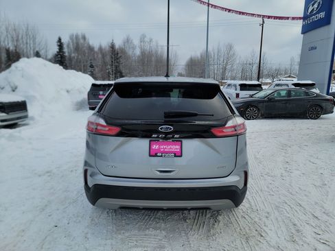 Used 2024 Ford Edge SEL image 7