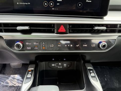 Certified 2026 Kia Sorento EX w/ EX Premium Package FWD image 24
