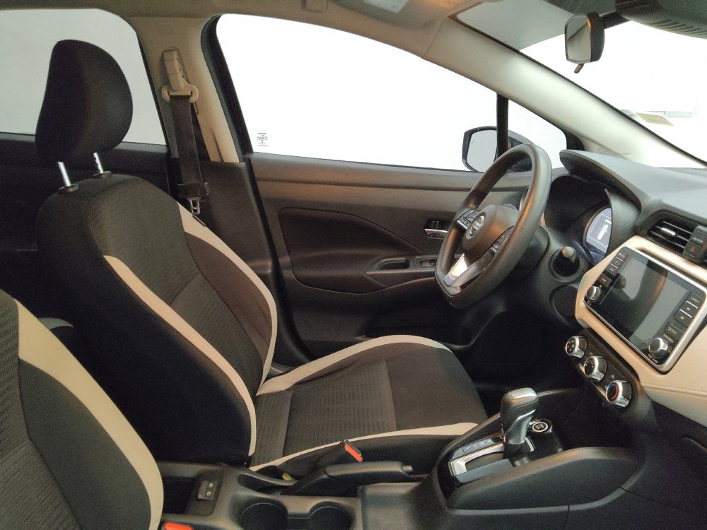 Used 2021 Nissan Versa SV FWD image 21