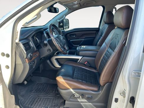 Used 2018 Nissan Titan Platinum Reserve w/ Platinum Utility Package image 15