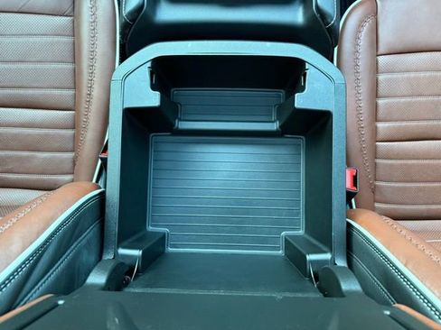 Used 2024 GMC Yukon XL Denali Ultimate image 43