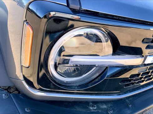 New 2025 Ford Bronco Badlands image 13