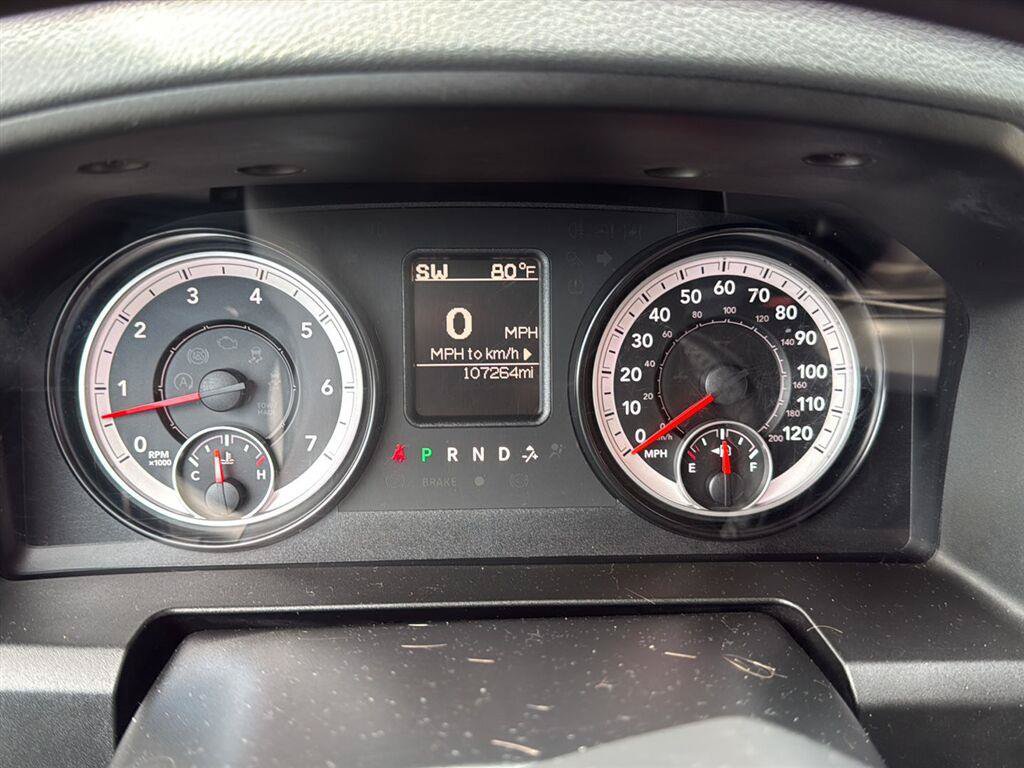 Used 2015 RAM 1500 Big Horn RWD image 3