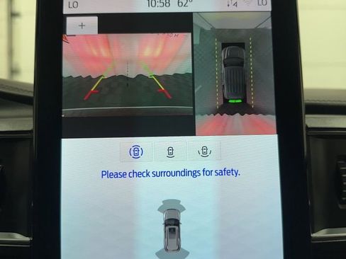 Used 2022 Ford Explorer Platinum w/ Equipment Group 601A image 31