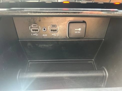 Used 2024 Jeep Grand Cherokee L Summit w/ High Altitude Package AWD/4WD image 13