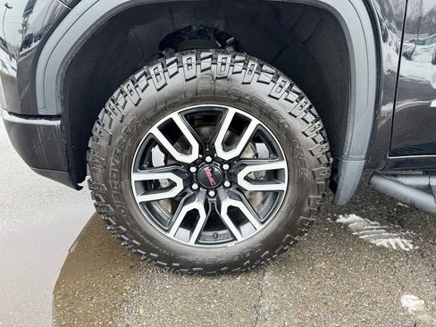 Used 2021 GMC Sierra 1500 AT4 image 3