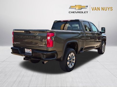 Used 2023 Chevrolet Silverado 2500 Custom w/ Custom Convenience Package RWD image 5