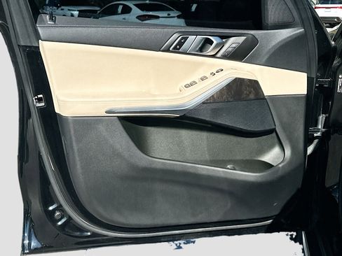 Used 2022 BMW X5 sDrive40i w/ Parking Assistance Package image 22