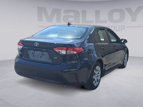 Used 2025 Toyota Corolla LE FWD image 5