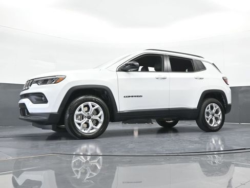New 2026 Jeep Compass Latitude image 53