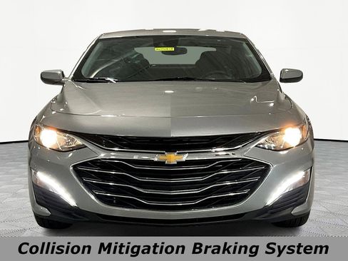 Used 2024 Chevrolet Malibu LT image 2