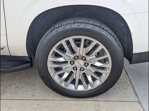 Used 2023 GMC Yukon XL Denali w/ LPO, Floor Liner Package AWD/4WD image 14