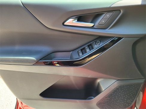 New 2026 Chevrolet Equinox LT image 15