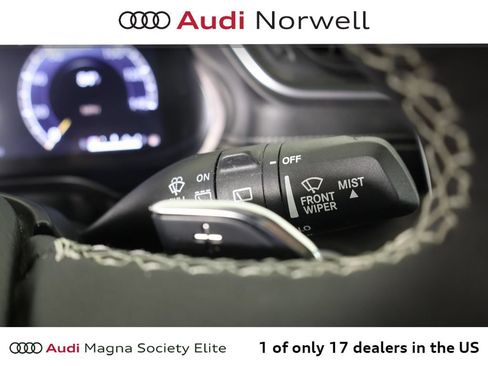 Used 2025 Jeep Grand Cherokee Limited AWD/4WD image 28