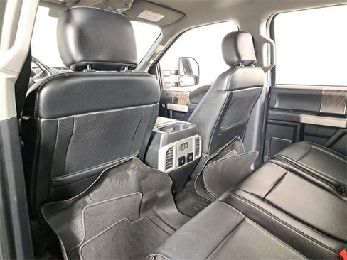 Used 2019 Ford F250 Lariat w/ Lariat Value Package image 11