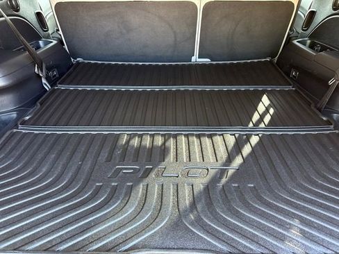 Used 2018 Honda Pilot EX-L image 10