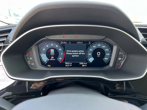 Used 2025 Audi Q3 2.0T Premium w/ Convenience Package image 27