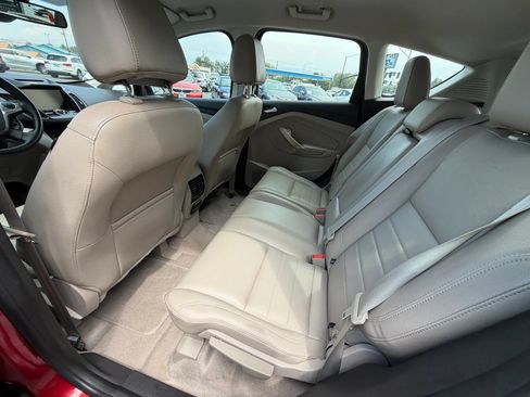 Used 2013 Ford C-MAX Energi SEL FWD image 17