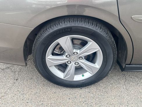 Used 2019 Honda Odyssey EX-L image 41