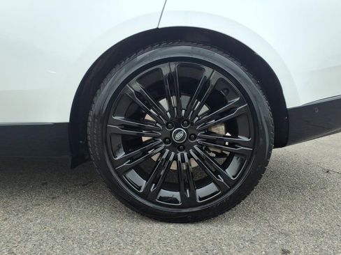 Used 2024 Land Rover Range Rover Long Wheelbase SE image 23