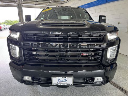Used 2022 Chevrolet Silverado 3500 LTZ w/ LTZ Plus Package AWD/4WD image 3