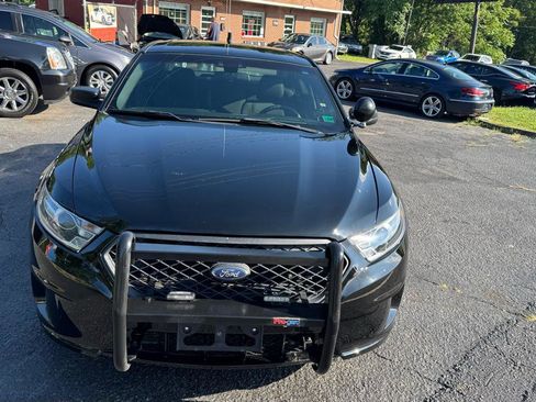 Used 2016 Ford Taurus Police Interceptor AWD image 2