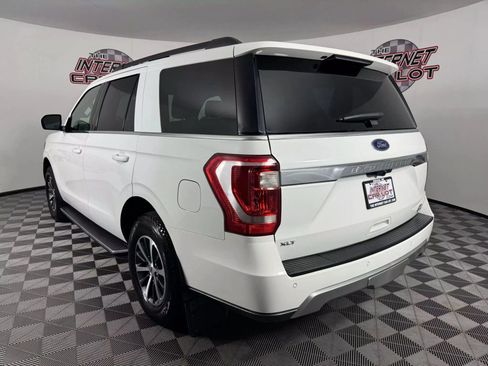 Used 2021 Ford Expedition XLT w/ Equipment Group 202A image 5