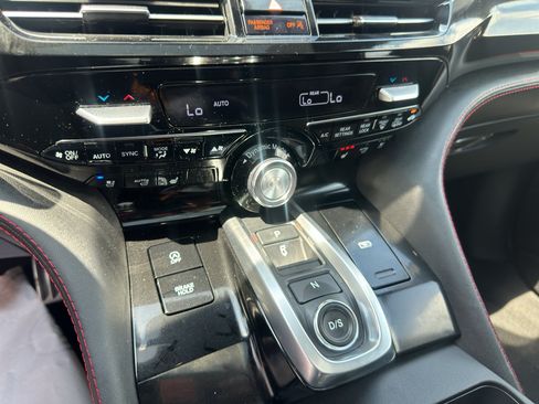Used 2025 Acura MDX A-Spec AWD/4WD image 30