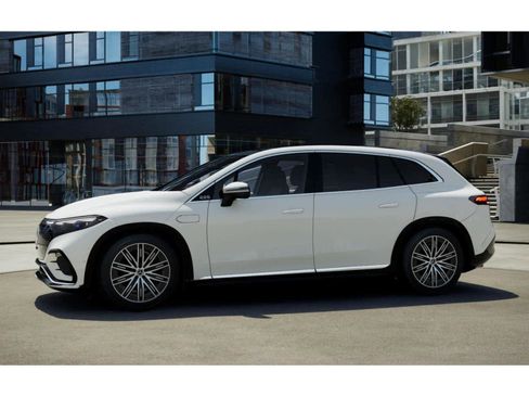 New 2026 Mercedes-Benz EQS 400 4MATIC SUV image 34