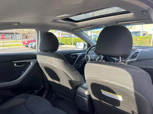 Used 2016 Hyundai Elantra Value Edition FWD image 27