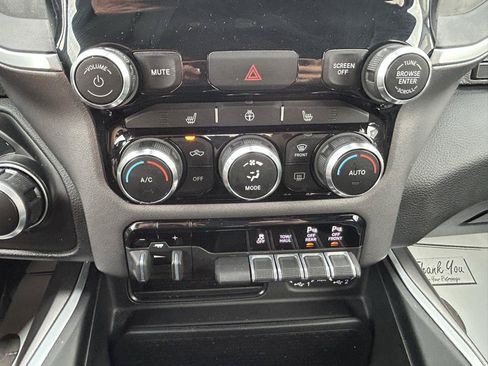 Used 2022 RAM 1500 Big Horn AWD/4WD image 24