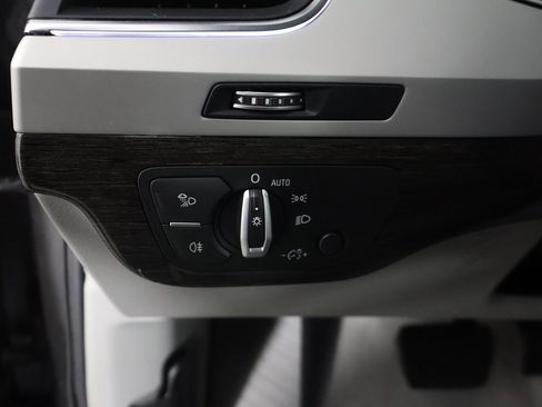 Used 2019 Audi Q7 2.0T Premium Plus w/ Premium Plus Package image 42