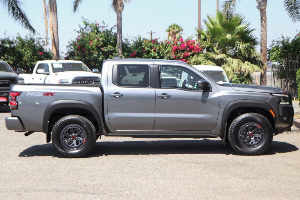 Used 2025 Nissan Frontier PRO-4X w/ Pro Convenience Package AWD/4WD image 10