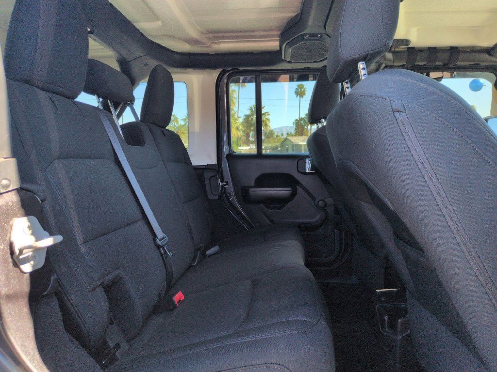 Used 2021 Jeep Wrangler Unlimited Sport AWD/4WD image 17