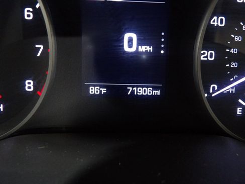 Used 2018 Hyundai Elantra SEL FWD image 18