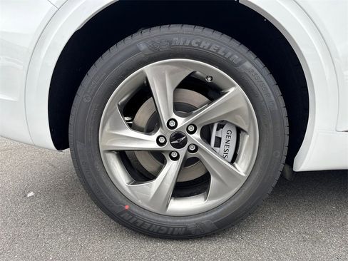 New 2026 Genesis GV70 2.5T image 17