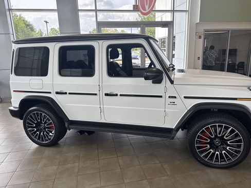 Used 2025 Mercedes-Benz G 63 AMG 4MATIC image 4