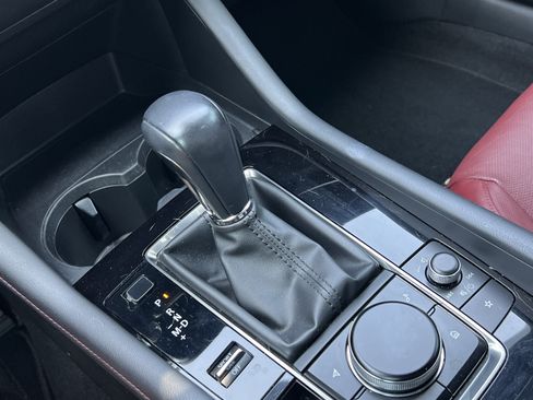 Used 2023 MAZDA MAZDA3 s FWD image 25