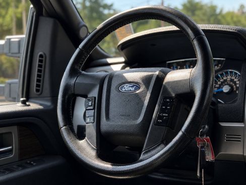 Used 2013 Ford F150 Lariat w/ Luxury Equipment Group AWD/4WD image 18