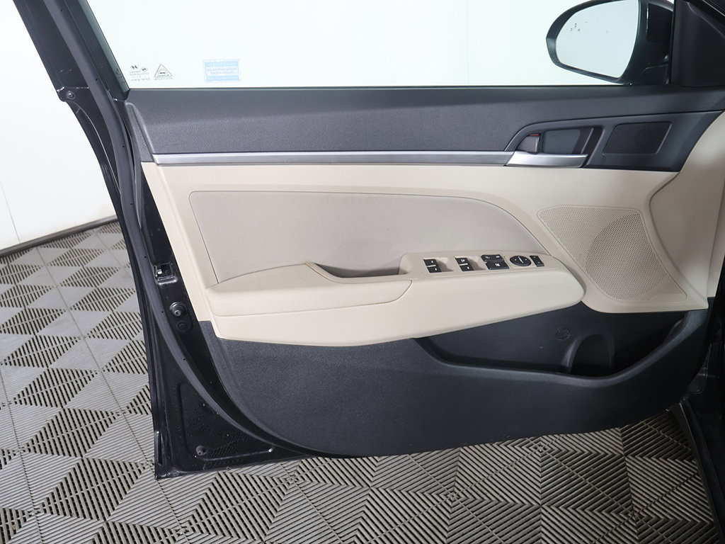Used 2020 Hyundai Elantra Value Edition FWD image 20